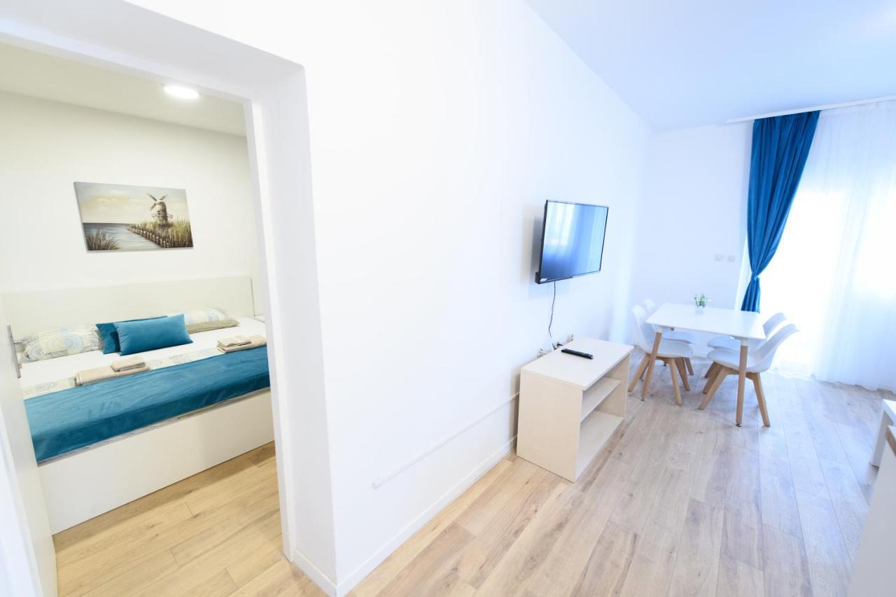 Cozy Beach Apartments Makarska Exterior photo